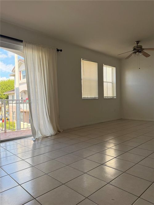 apt-210-8854 W Flagler St, Miami, FL, 33174-2495 | Card Image