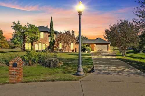 108 Sunset Circle, Shady Shores, TX, 76208 | Card Image