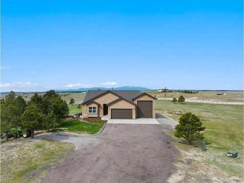 16504 Fletcherville Ln, Peyton, CO, 80831-9712 | Card Image