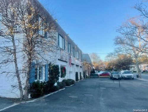 3-191 Birch Hill Rd, Locust Valley, NY, 11560-1840 | Card Image