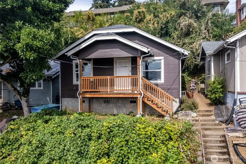 703 Allen Street, Kelso, WA, 98626 | Card Image