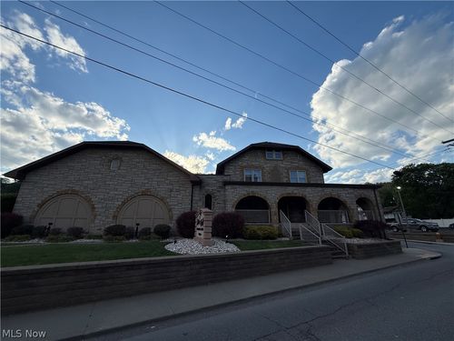 3721 Main St, Weirton, WV, 26062-5309 | Card Image