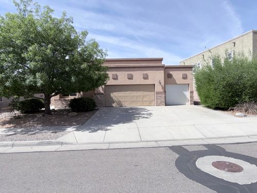 8316 Mesa Top Rd Nw, Albuquerque, NM, 87120-3779 | Card Image
