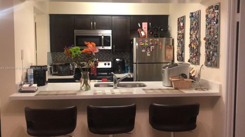 apt-354-8120 Geneva Ct, Doral, FL, 33166-7769 | Card Image