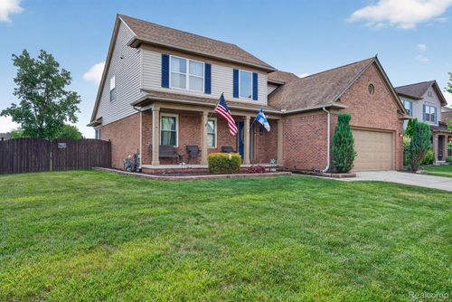 27681 Mill Creek Dr, Brownstown Twp, MI, 48183-5928 | Card Image