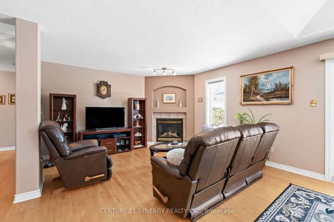 49 Louis Riel St, House other with 2 bedrooms, 2 bathrooms and 2 parking in Embrun ON | Image 19