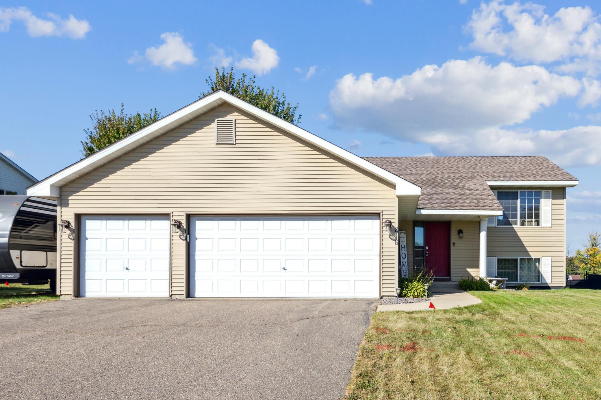 Maple St, Belle Plaine, MN 56011