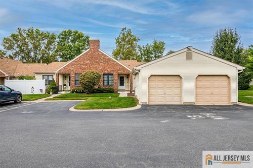 78-78 Whitehead Ln, East Brunswick, NJ, 08816-5633 | Card Image