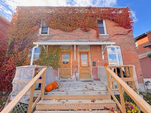 21-23 Cambridge St S, Lindsay, ON, K9V3B7 | Card Image