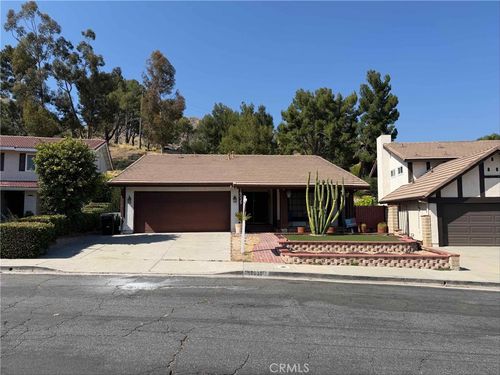 16035 Circle Diamond Rd, Rancho Cascades, CA, 91342-1049 | Card Image