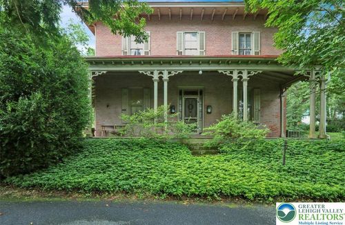 1670 Moselem Springs Rd, HAMBURG, PA, 19526-8685 | Card Image