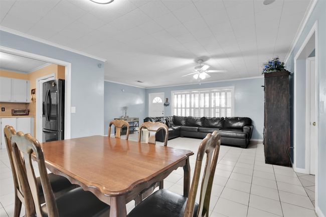 324 Davis Rd, House other with 5 bedrooms, 2 bathrooms and null parking in Palm Springs FL | Image 16