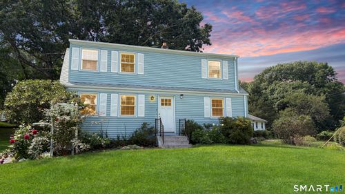7 Massachusetts Rd, Oakdale, CT, 06370-1535 | Card Image