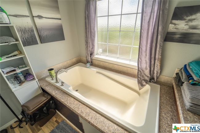 Garden Tub | Image 14
