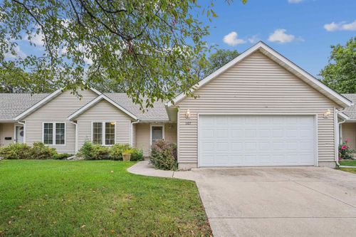 1107 Bobbi Ln, Waterloo, IA, 50701-3230 | Card Image