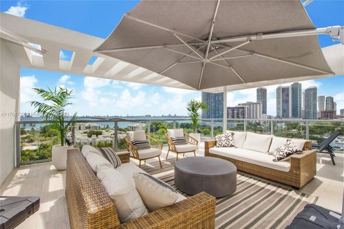 n-915-3900 Biscayne Blvd, Miami, FL, 33137 | Card Image