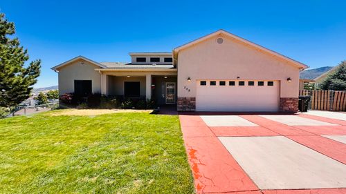 208 N Guidelight Dr, Cedar City, UT, 84720-2277 | Card Image
