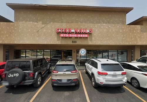 323 E Us Highway 54, CAMDENTON, MO, 65020-7161 | Card Image