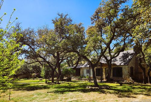 9810 Park Dr, Helotes, TX, 78023 | Card Image