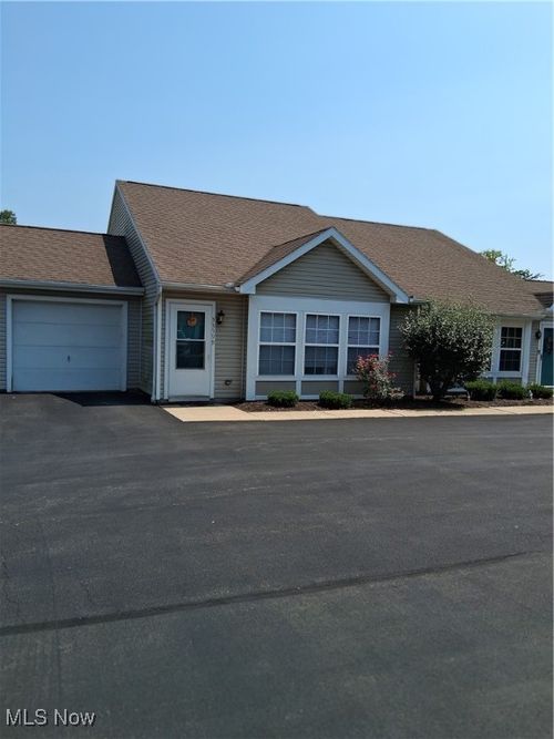 3359 Eagles Loft, Cortland, OH, 44410-9112 | Card Image