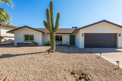 8307 E Arlington Rd, Scottsdale, AZ, 85250-6606 | Card Image