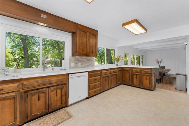 2551 S Waverly Ave, House other with 3 bedrooms, 2 bathrooms and null parking in Redding CA | Image 12