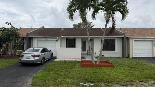c-5460 Lakewood Cir S, Margate, FL, 33063-5232 | Card Image