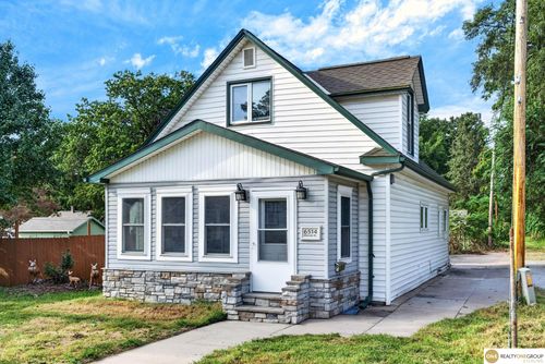 6514 Blondo St, Omaha, NE, 68104-4726 | Card Image