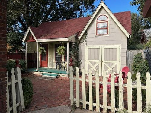 1905 Nw 20th St, Oklahoma City, OK, 73106-1607 | Card Image