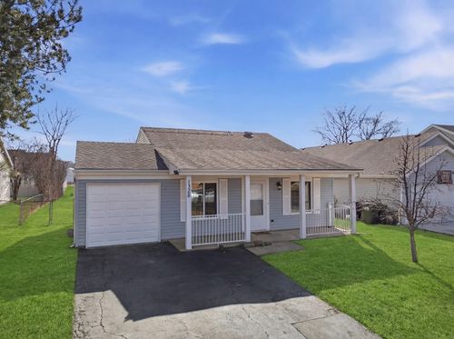 1328 Big Horn Trl, Carol Stream, IL, 60188-9085 | Card Image