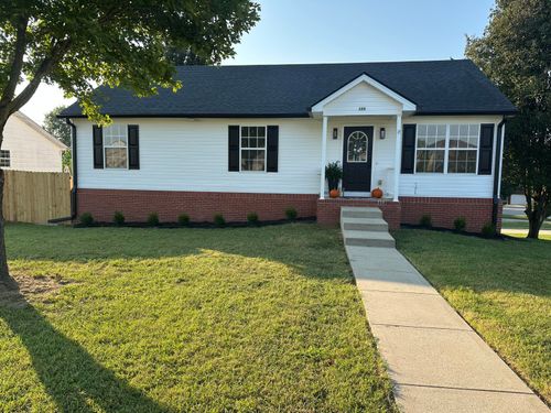 350 Eagle Dr, Lawrenceburg, KY, 40342-1835 | Card Image