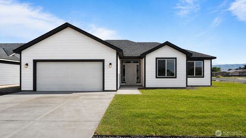 301 Poplar St Ne, Royal City, WA, 99357 | Card Image