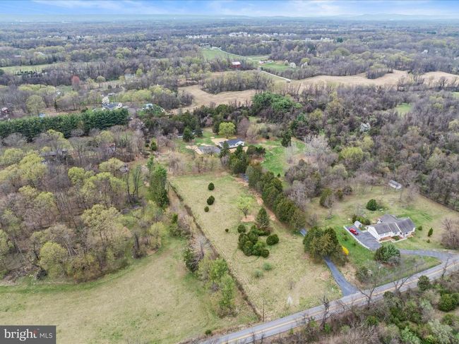 89 Morgan Grove Rd, Home with 4 bedrooms, 3 bathrooms and null parking in SHEPHERDSTOWN WV | Image 66