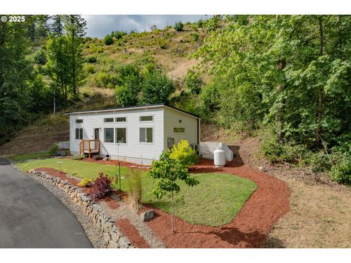 38118 Ne Sunset Falls Rd, Yacolt, WA, 98675-9586 | Card Image