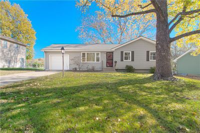 Charming Move-In Ready Ranch! | Image 1