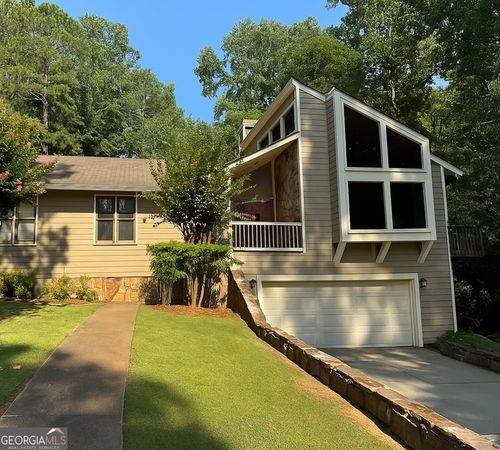 6302 Valley Stream Dr, Cumming, GA, 30040-7677 | Card Image