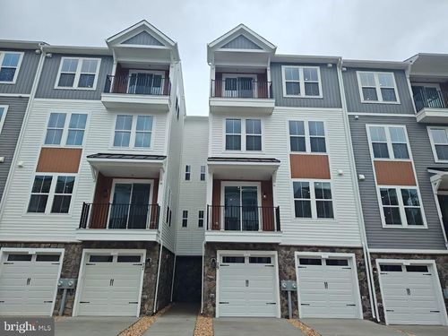 1-79 Valerian Loop, STAFFORD, VA, 22554-6936 | Card Image