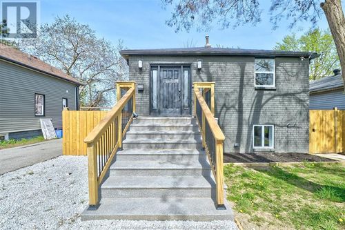 2658 Meldrum, Windsor, ON, N8W4G2 | Card Image