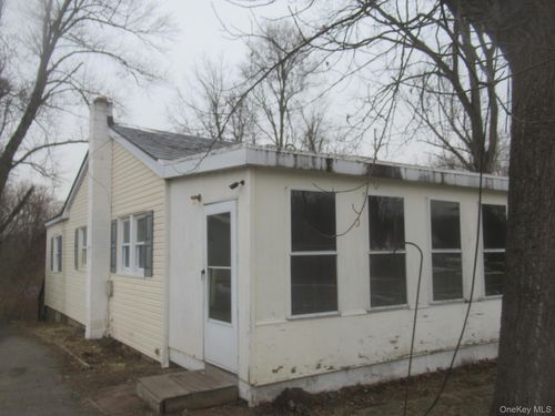 162 Osborne Hill Rd, Fishkill, NY, 12524-2515 | Card Image