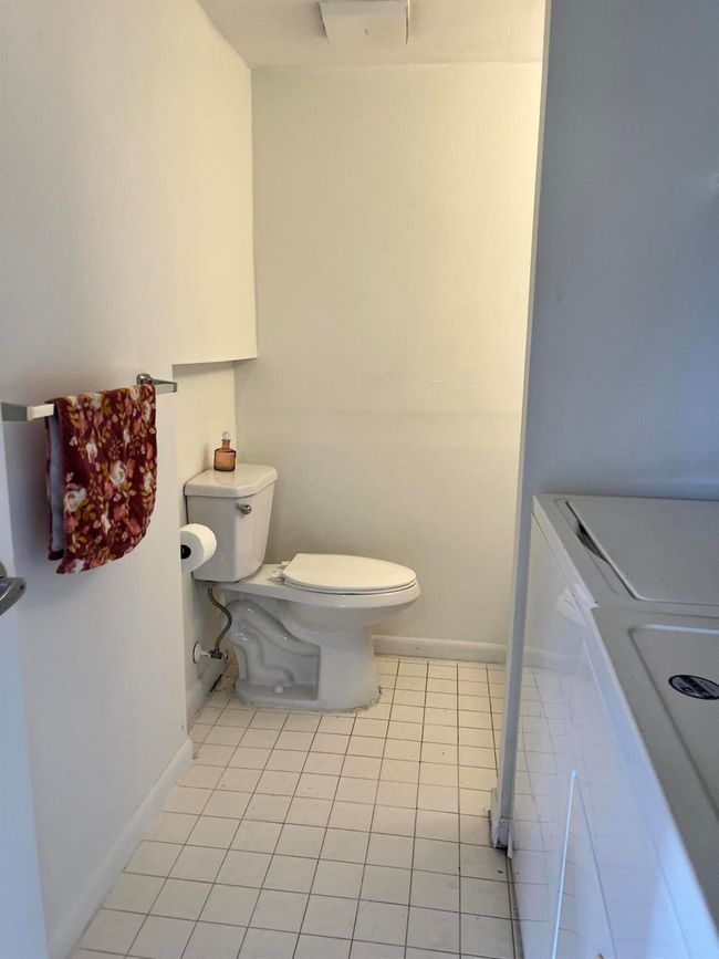 4204 Waterview Cir, Condo with 2 bedrooms, 3 bathrooms and null parking in Palm Springs FL | Image 16