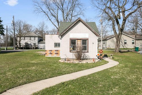 358 W Main St, Westville, IN, 46391 | Card Image
