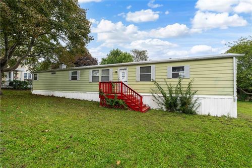 52 Ronnie St, Tiverton, RI, 02878-5033 | Card Image