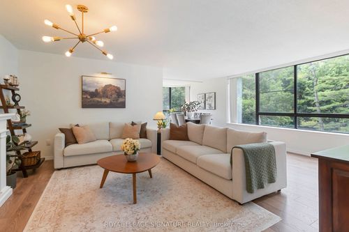 204-1230 Marlborough Crt, Oakville, ON, L6H3K6 | Card Image