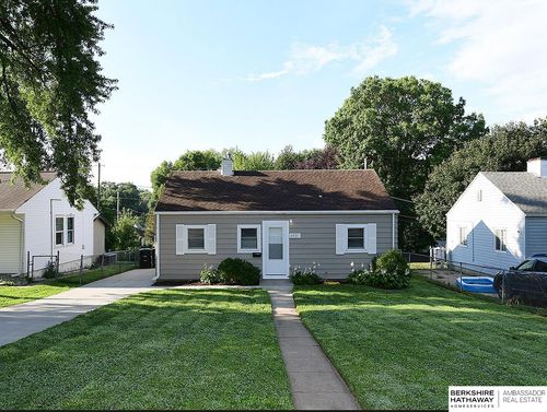 6931 Lafayette Avenue, Omaha, NE, 68132 | Card Image