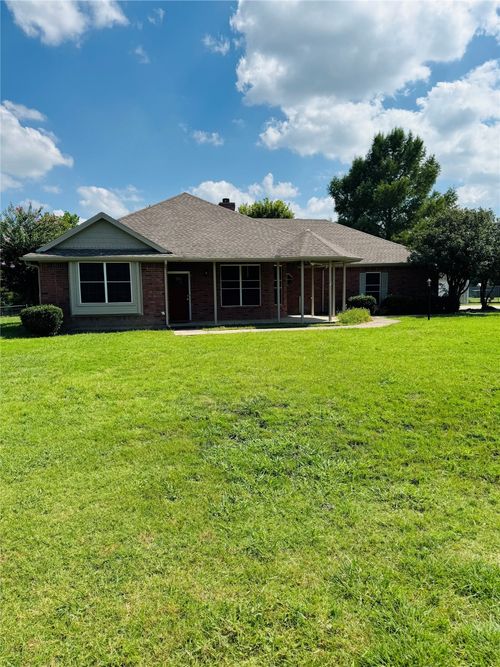 318 Meadowview Cir, Van Alstyne, TX, 75495-2298 | Card Image