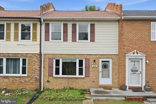 402 Carroll Dr, STEPHENS CITY, VA, 22655-2746 | Card Image