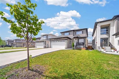 86 Pennyhill Gate, Winnipeg, MB, R2P1W7 | Card Image