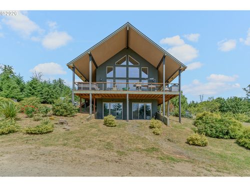 29455 Gregory Rd, Rainier, OR, 97048 | Card Image