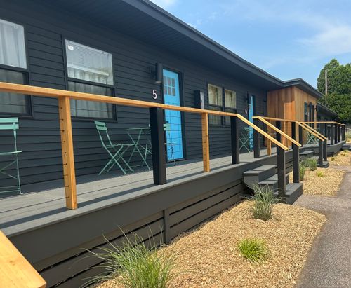 901 Stonington Rd, Stonington, CT, 06378-2521 | Card Image