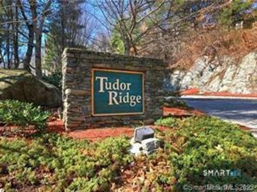 unit-103-125 Warner Hill Rd, Stratford, CT, 06614-1454 | Card Image